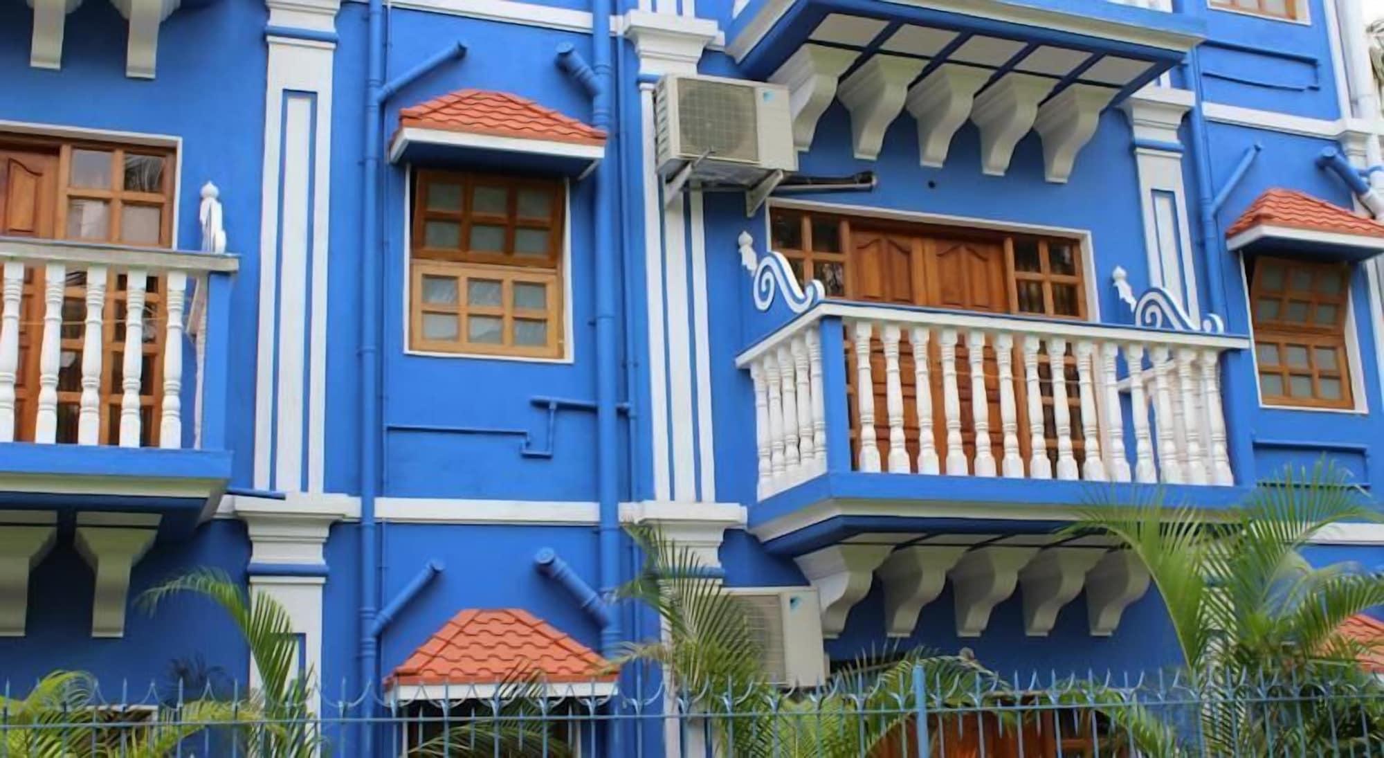 Mayflower Beach Resort By Casa Eternal Baga Exterior photo