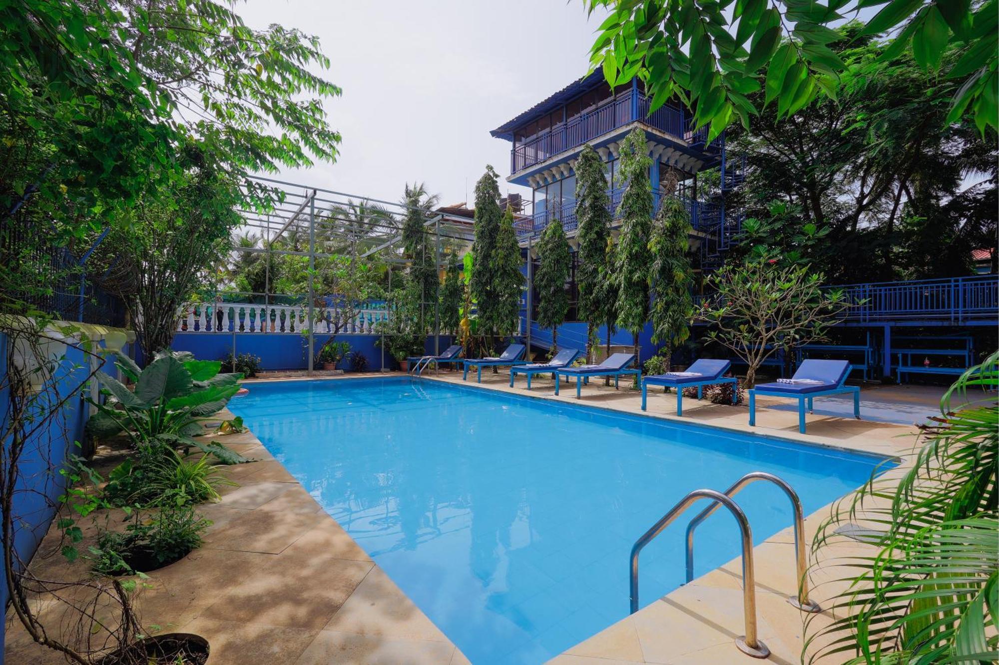 Mayflower Beach Resort By Casa Eternal Baga Exterior photo