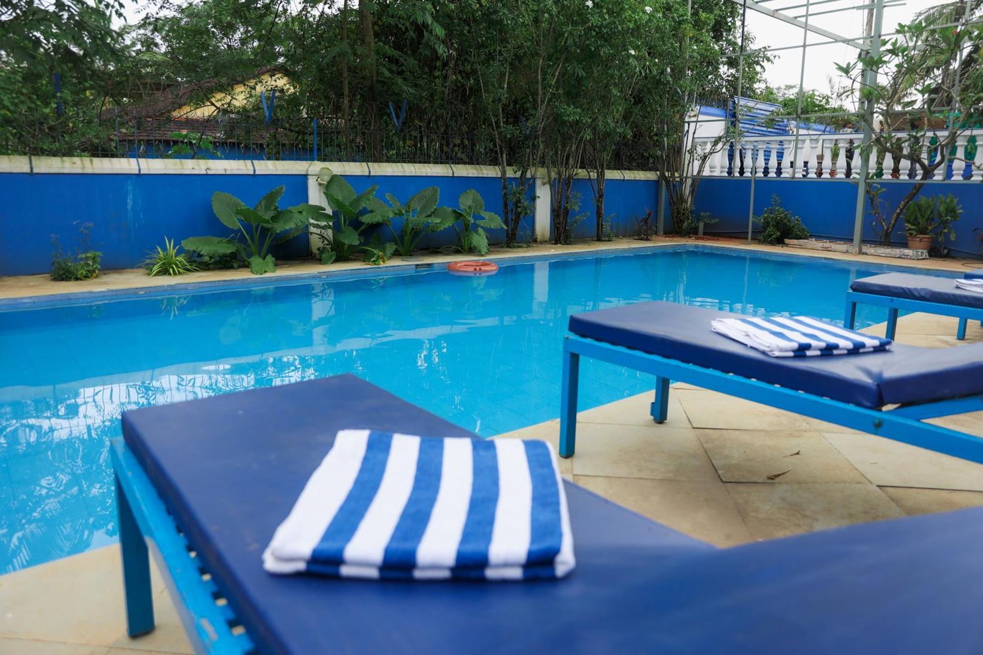 Mayflower Beach Resort By Casa Eternal Baga Exterior photo